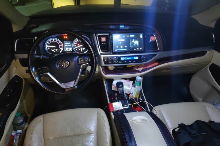 Used Toyota Highlander 2015 2.0T Four-Wheel Drive Luxury Edition 7-Seater