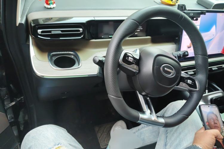 Used GAC Trumpchi E8 New Energy 2024 150km MAX Steering Wheel
