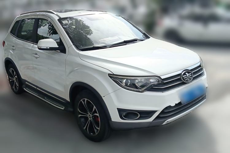 Used FAW Senya R7 2017 1.6L Automatic Prestige Model
