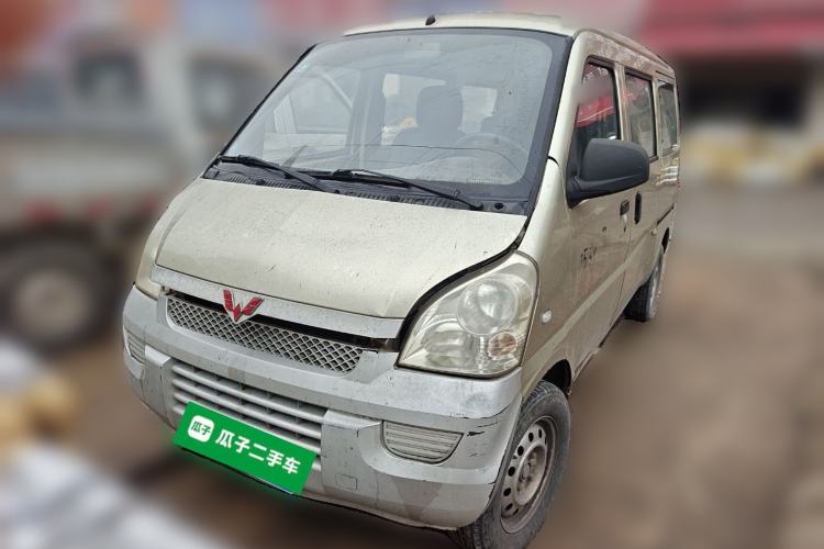 Used Wuling Rongguang 2011 1.2L Base Version