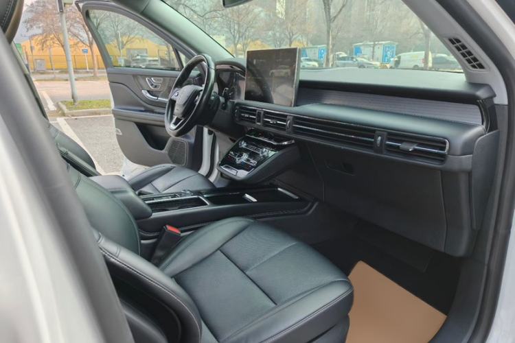 Used Lincoln Corsair 2021 2.0T Two-Wheel Drive Deluxe Edition
