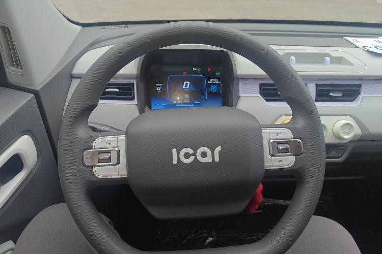 Used Chery QQ Ice Cream 2022 120km Conical Shape Lithium Iron Phosphate Steering Wheel