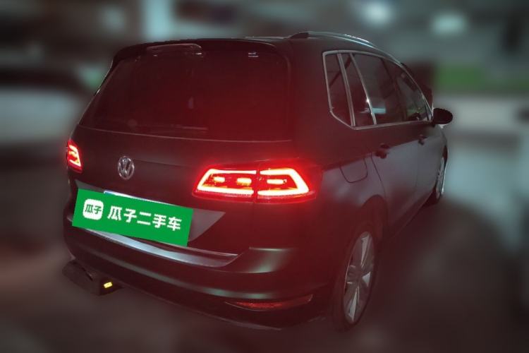 Used Volkswagen Golf Sportsvan 2016 230TSI Automatic Luxury Version
