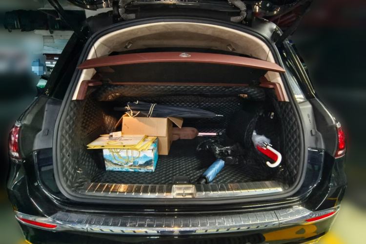 Used Mercedes-Benz Maybach GLS 2022 GLS 480 4MATIC Trunk