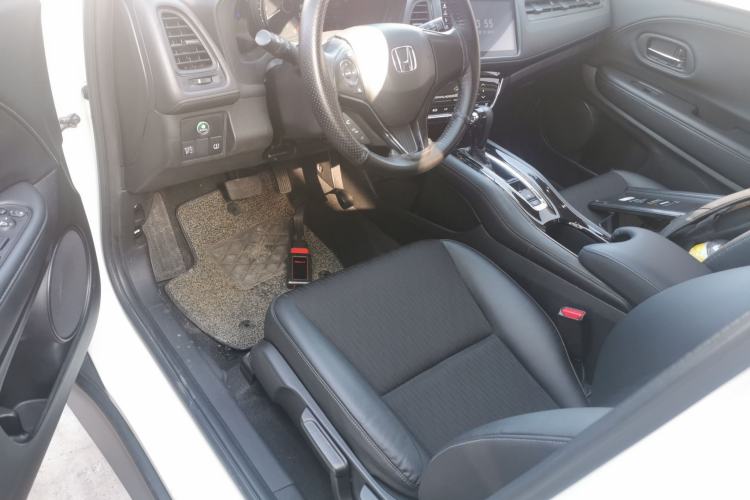 Used Honda Vezel 2019 220 TURBO CVT Luxury Edition China V Emission Standard