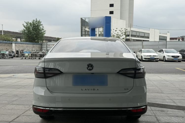 Used Volkswagen Lavida 2025 New Sharp 1.5L Outstanding New Vision Edition Exterior 2