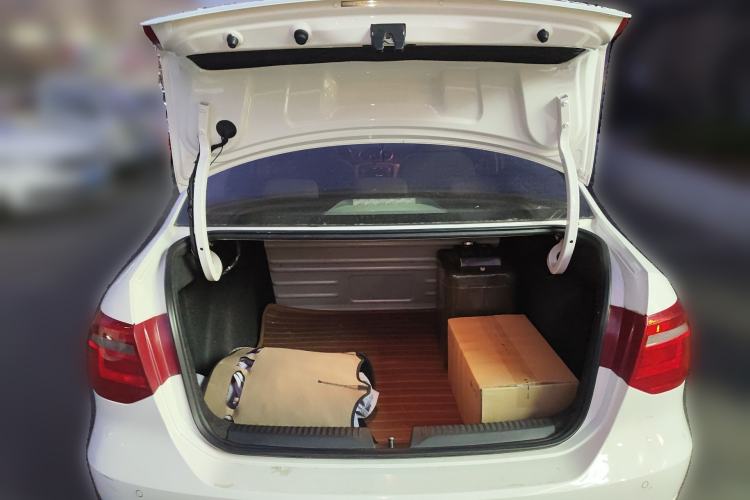 Used Volkswagen Jetta 2015 1.6L Manual Comfort Model