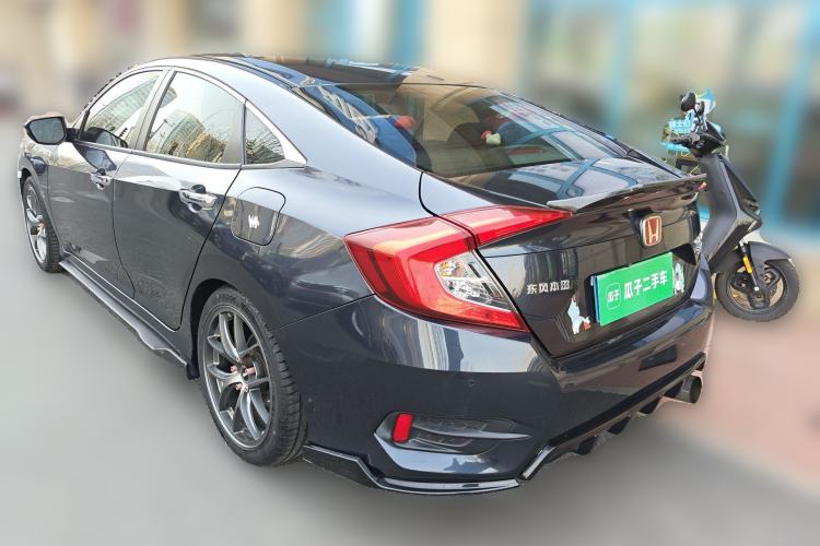 Used Honda Civic 2016 220TURBO CVT Prestige Edition
