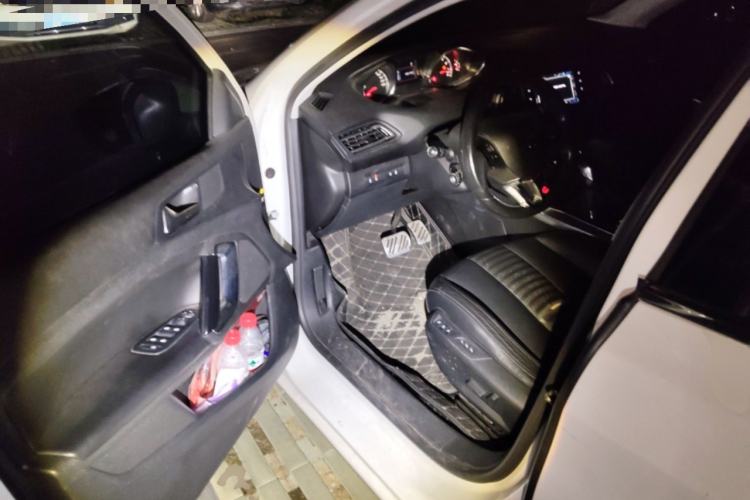 Used Peugeot 308S 2015 1.6T Automatic Ruichi Edition Driver Seat