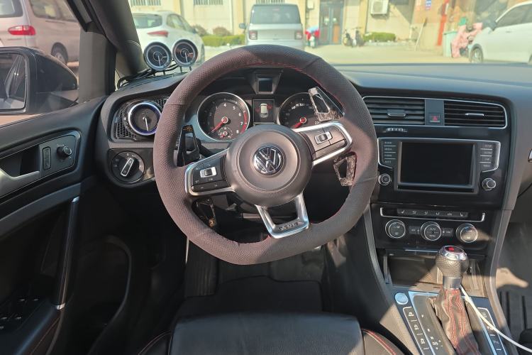 Used Volkswagen Golf GTI 2016 2.0 TSI GTI