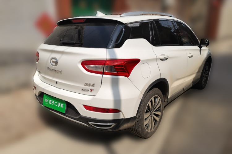 Used GAC Trumpchi GS4 2017 235T Manual Two-Wheel Drive Luxury Edition
