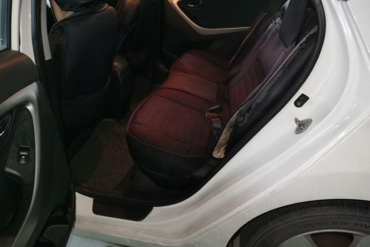 Used Hyundai Elantra (5th Generation / Langdong) 2013 1.6L Automatic Leading Model Left Rear Seat