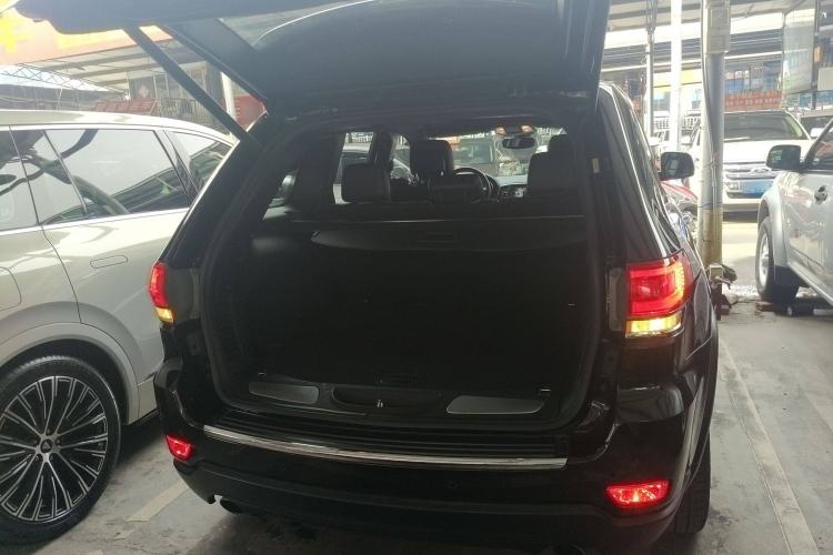 Used Jeep Grand Cherokee (Import) 2017 3.0L Elite Navigation Edition