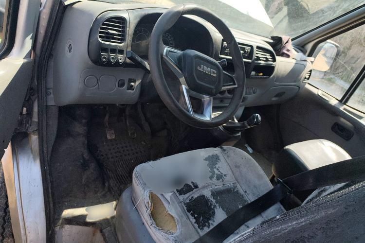 Used JMC Transit 2017 2.8T Commercial Version Long Wheelbase Mid-Roof 6/7/8-Seater JX493