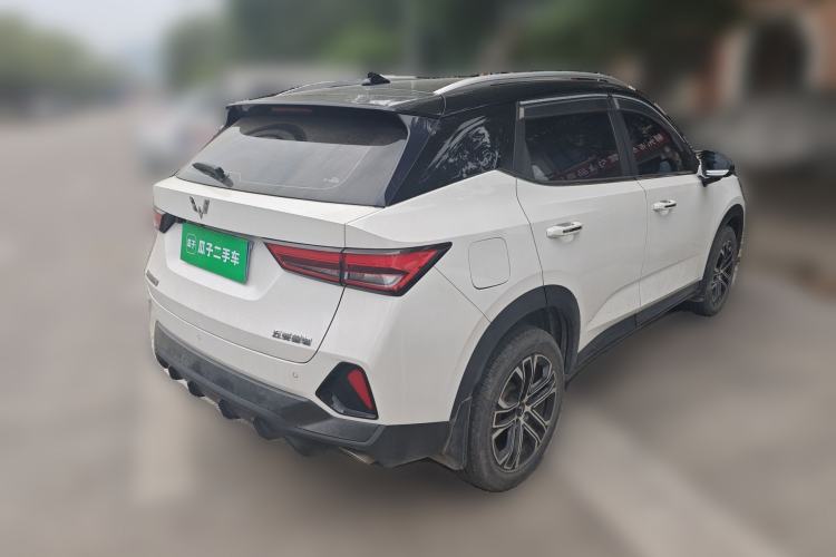 Used Wuling Alvez 2022 1.5T CVT Trendy & Cool Edition
