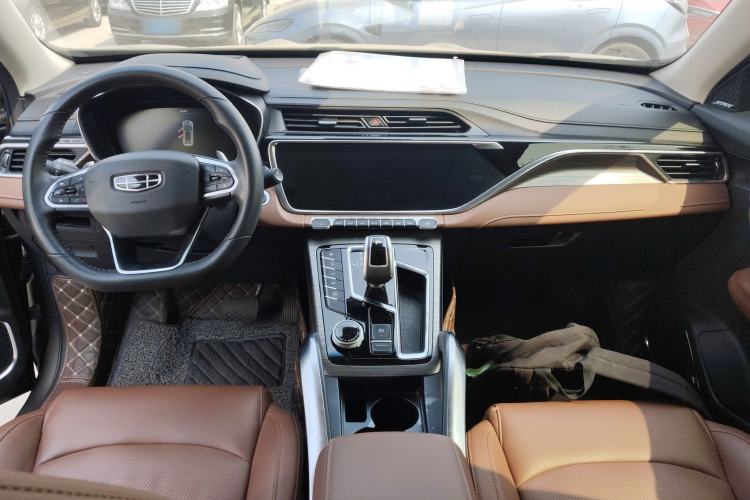 Used Geely Auto Emgrand X7 Sport 2020 1.8TD DCT Zhi Ling PRO Center Console