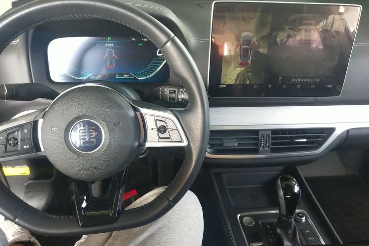 Used BYD Tang 2018 2.0T Automatic SmartConnect Prestige 7-Seater China V Standard
