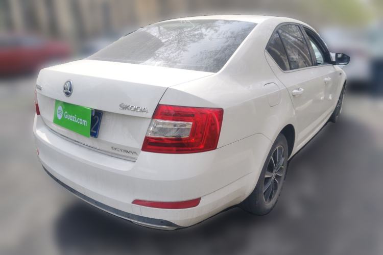 Used Skoda Octavia 2016 1.6L Manual Smart Drive Version