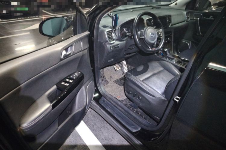 Used Kia KX5 2017 1.6T Automatic Two-Wheel Drive 15th Anniversary Special Edition DLX