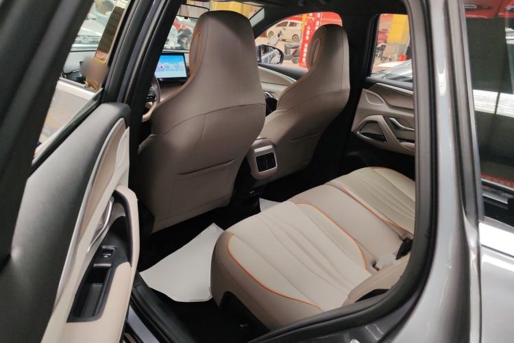 Used BYD Song Pro New Energy 2024 HONOR Edition DM-i 71KM Navigation Model