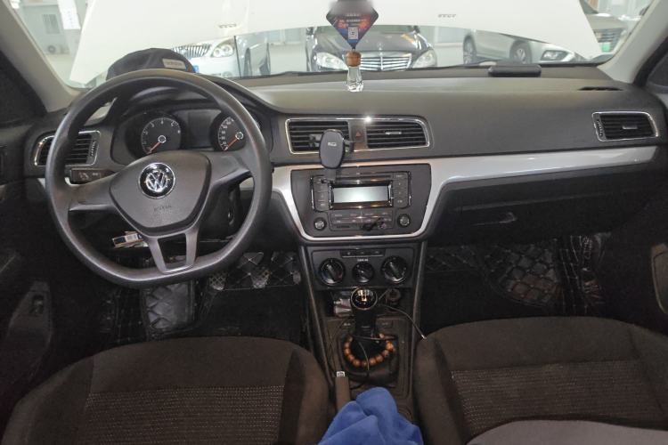 Used Volkswagen Lavida 2017 1.6L Manual Fashion Edition
