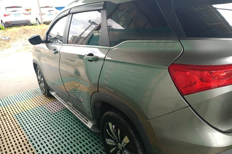 Used Baojun 530 2019 1.5T CVT Prestige Version China VI Left Side