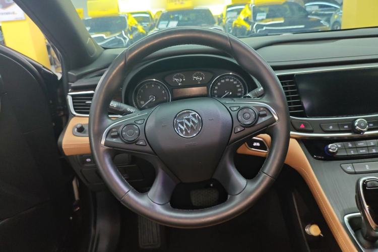 Used Buick LaCrosse 2018 28T Elite Edition
