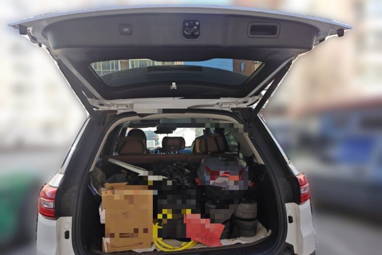 Used CHANGAN CS95 2017 2.0T Four-Wheel Drive ZhiZun Edition