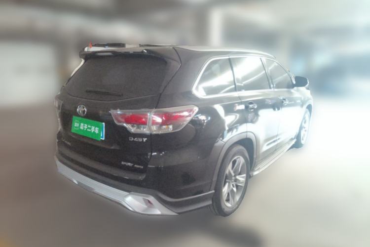 Used Toyota Highlander 2017 2.0T Four-Wheel Drive Luxury Edition 7 Seats Rear Right 45 Deg