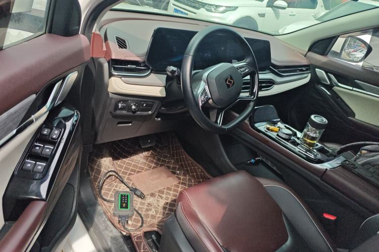 Used SOL QX 2021 300T DCT Deluxe Smart Connectivity Version
