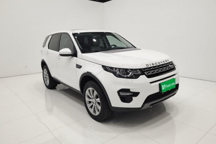Used Land Rover Discovery Sport 2018 240 PS SE Version Exterior 2