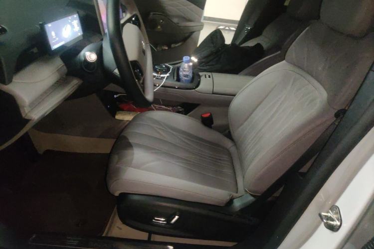 Used Geely Galaxy 8 2025 130km EM-i Prestige Edition
