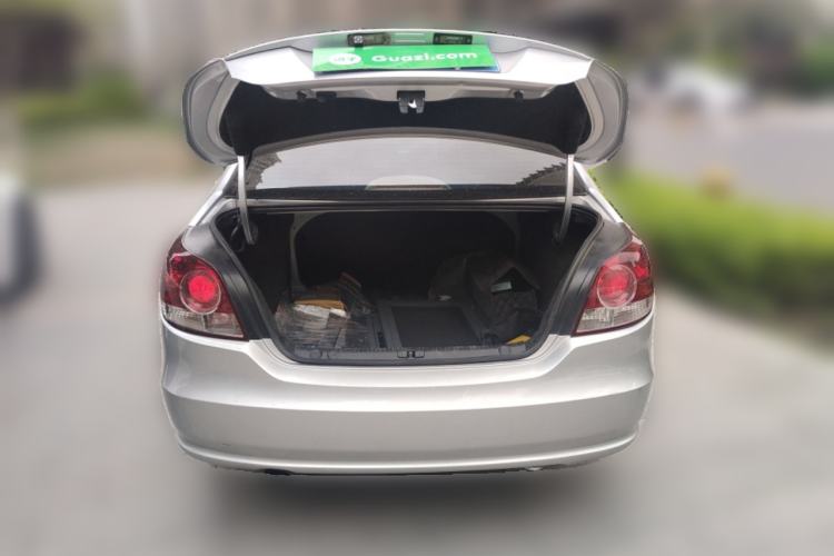 Used Volkswagen Lavida 2013 Classic 1.6L Manual Fashion Edition