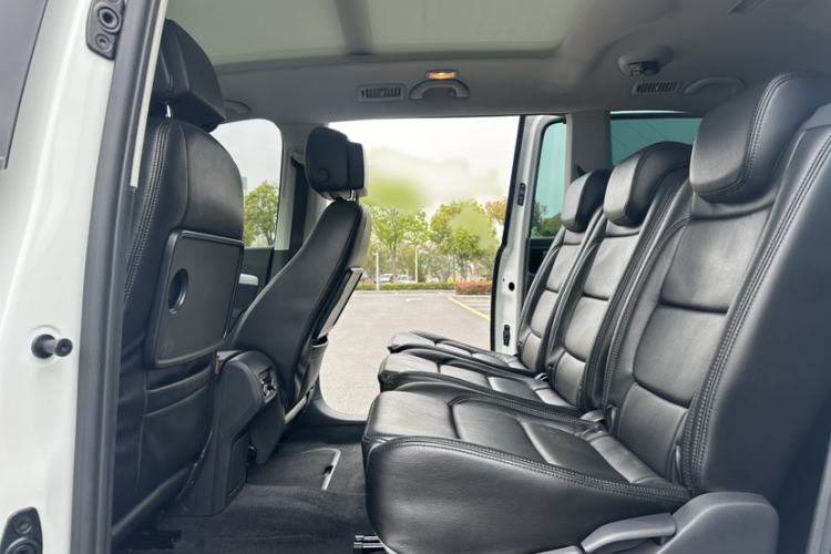 Used Volkswagen Sharan 2016 280TSI Enjoyment Model 7-Seater Interior 1