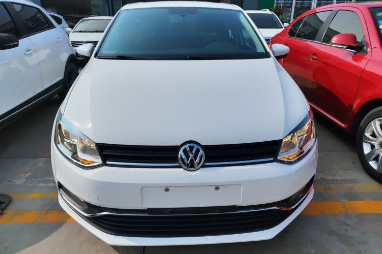 Used Volkswagen Polo 2016 1.6L Automatic Comfort Model