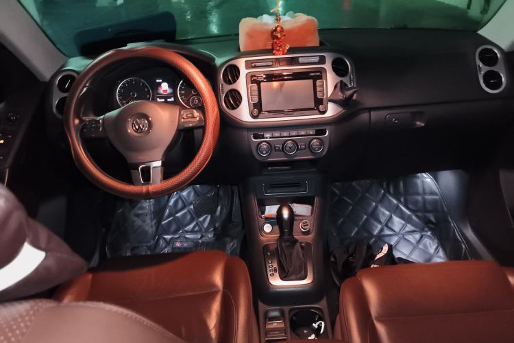 Used Volkswagen Tiguan L 2015 1.8TSI Automatic Two-Wheel Drive Luxury Model
