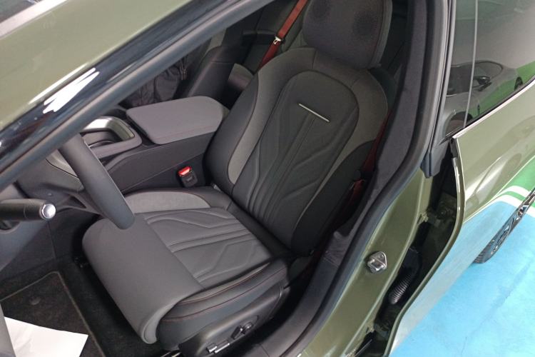 Used Zeekr 007GT 2025 Long-Range All-Wheel-Drive Intelligent Driving Version 100 kWh Left Front Seat