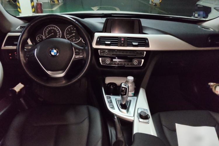 Used BMW 3 Series GT 2017 320i Sport Edition
