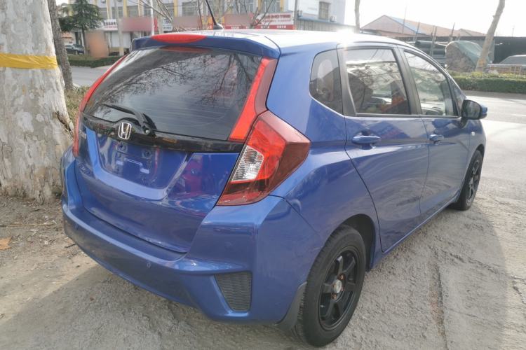 Used Honda Fit 2016 1.5L LXS CVT Comfort Sunroof Version
