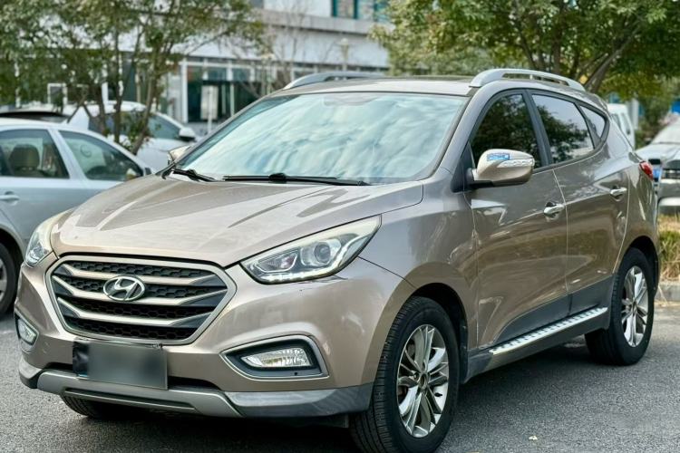 Used Hyundai ix35 2013 2.0L Automatic Two-Wheel Drive Smart GLS China IV Standard