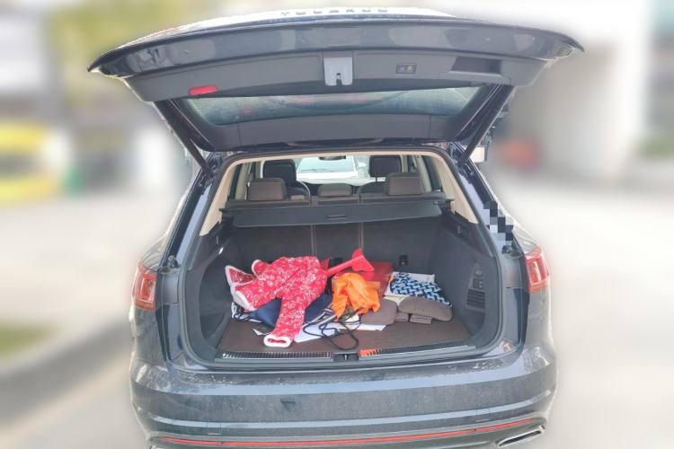 Used Volkswagen Touareg 2022 3.0 TSI Luxury Edition Black Diamond Sport Package