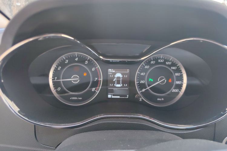 Used Baojun 560 2015 1.8L manual luxury version
