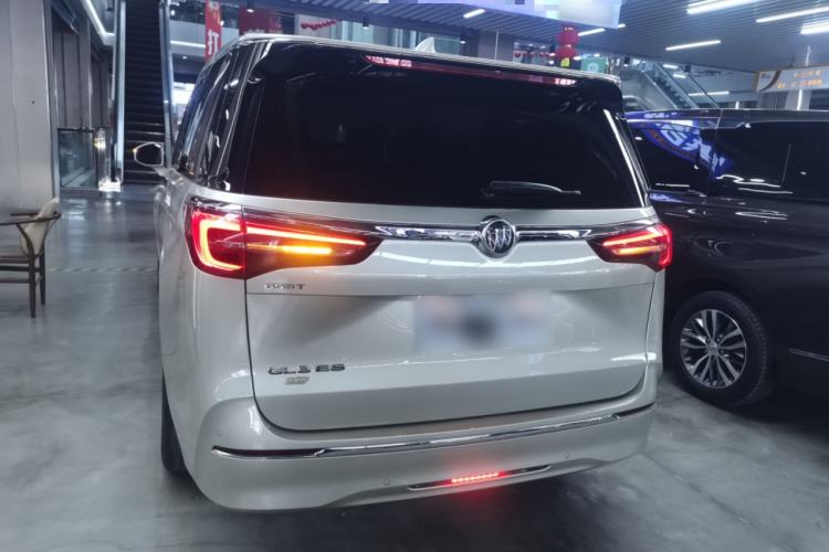 Used Buick GL8 2022 ES Land Cruiser 653T Luxury Model Rear