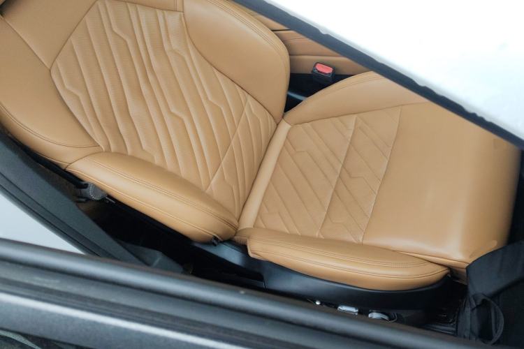 Used Lynk & Co 09 EM-P 2021 2.0T PHEV Halo Six-Seater
