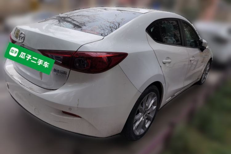 Used Mazda Mazda 3 Axela 2014 Sedan 2.0L Automatic Sport Model