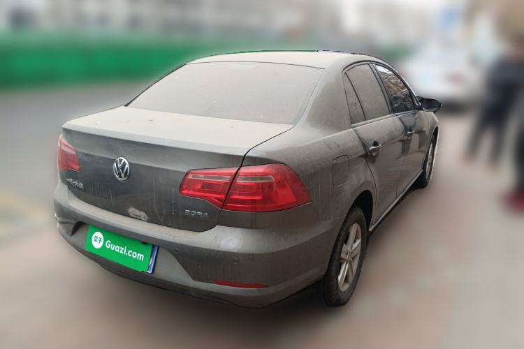 Used Volkswagen Bora 2014 1.6L Manual Fashion Edition
