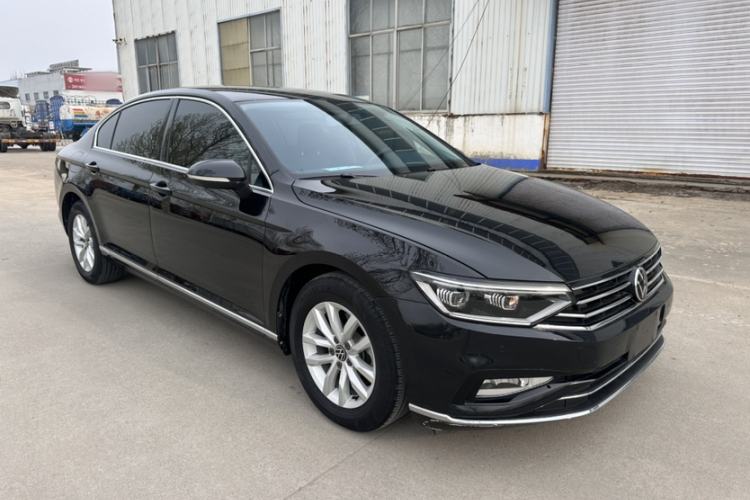 Used Volkswagen Magotan 2020 280TSI DSG Comfort Edition Exterior 4