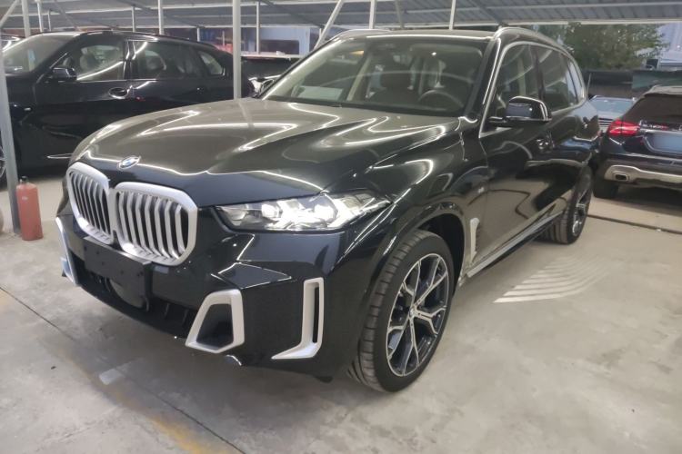 Used BMW X5 2023 xDrive 30Li Luxury M Sport Package