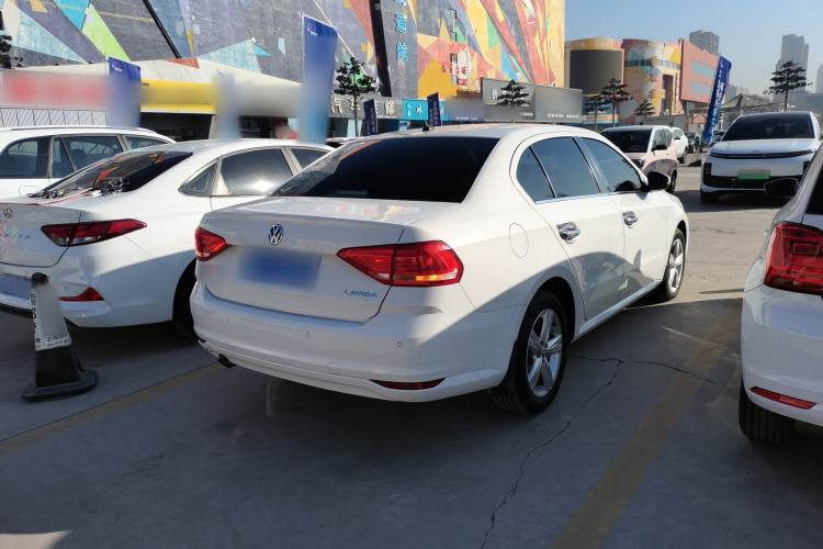 Used Volkswagen Lavida 2017 1.6L Manual Fashion Edition