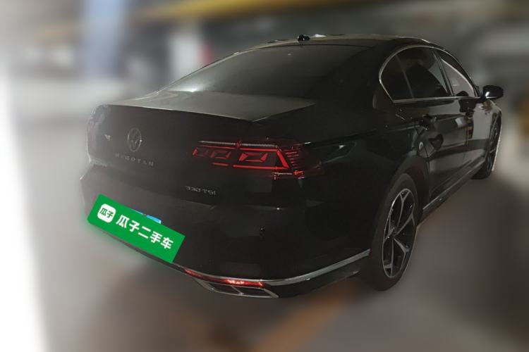 Used Volkswagen Magotan 2025 Revised Version 2 Zhongxiang Edition 330TSI DSG Luxury Trim